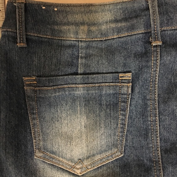 Artisan Crafted democracy denim skirt - Picture 6 of 7